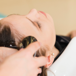 Gội Đầu Dưỡng Sinh: Cẩn Trọng Nguy Cơ Nhiễm Nấm Tai Tiềm Ẩn