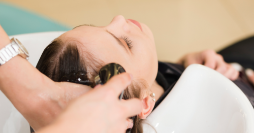 Gội Đầu Dưỡng Sinh: Cẩn Trọng Nguy Cơ Nhiễm Nấm Tai Tiềm Ẩn